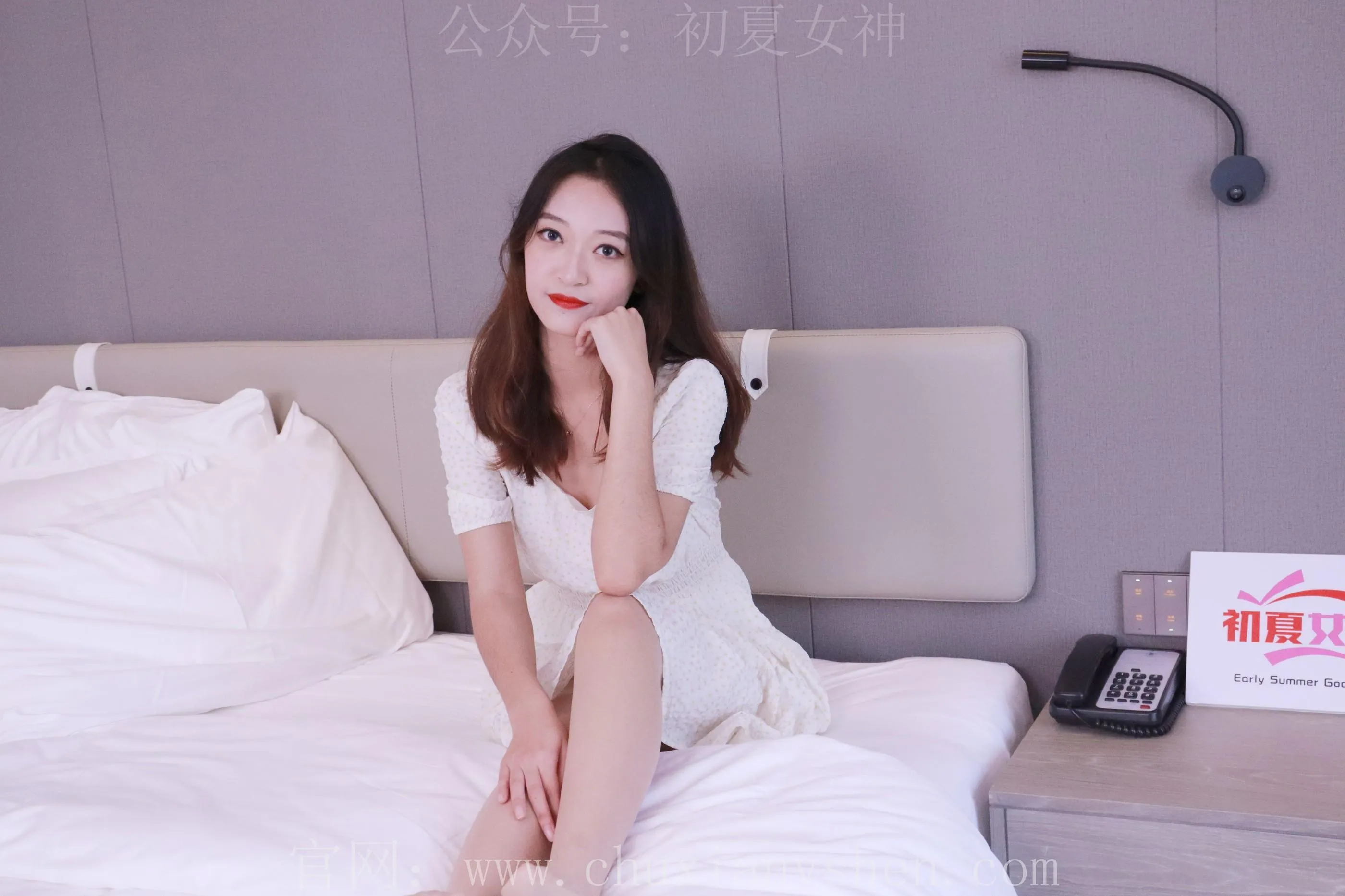初夏女神 NO.015 依依白色M码秋季连衣裙搭高跟鞋 [137P]插图7